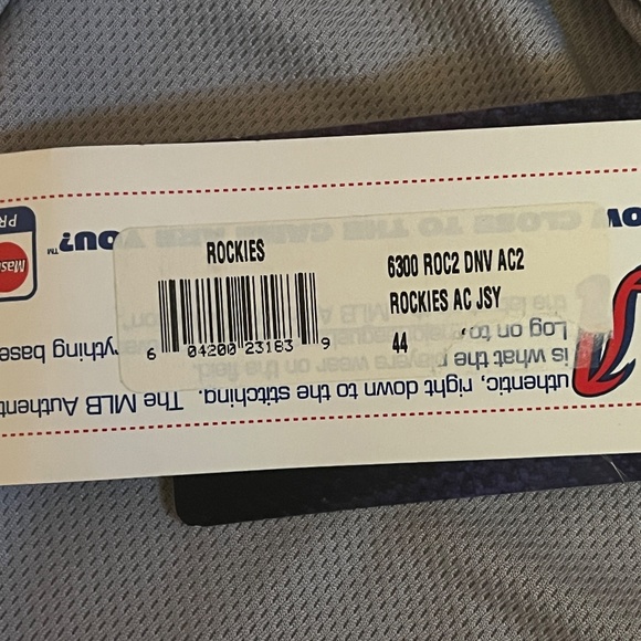 Colorado Rockies Jersey - Picture 4 of 6